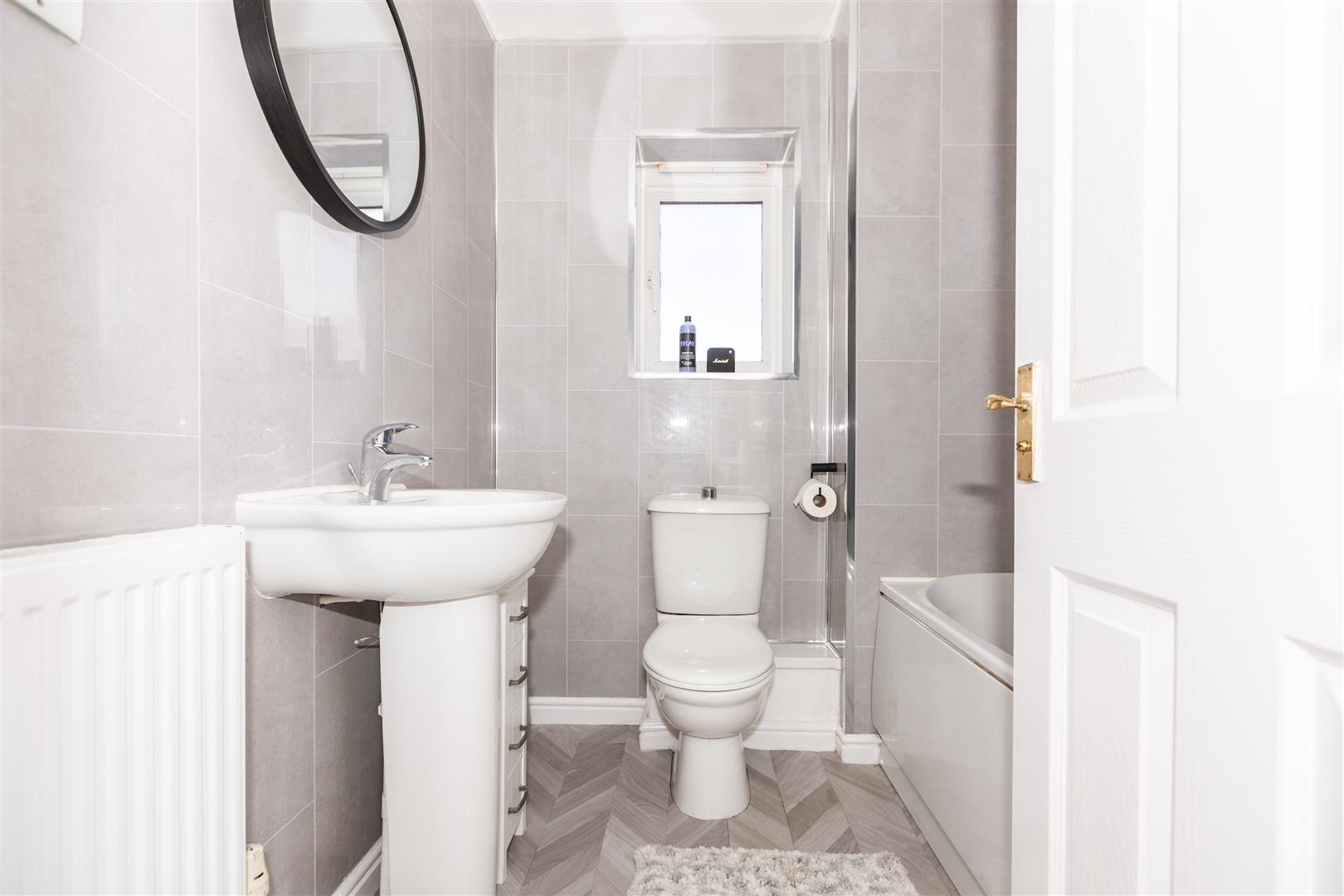 Six Mills Avenue, Gorseinon, Swansea, SA4 4QD